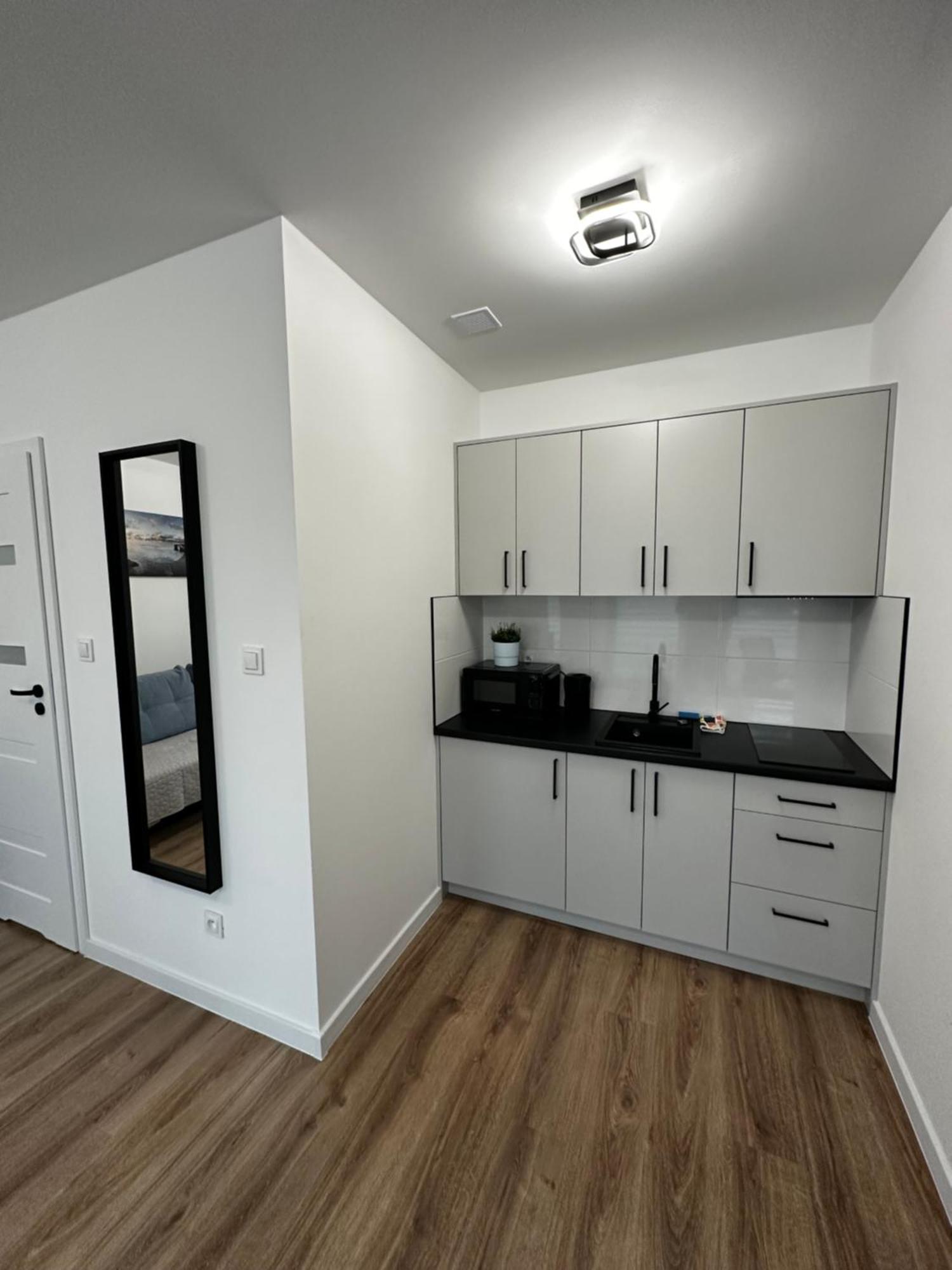 Skwerowa Nest Apartment Красков Екстериор снимка